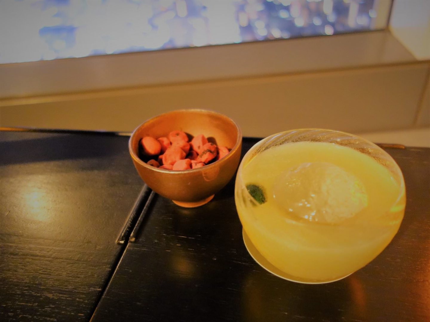 "Kiyohime Amazake" cocktail with sweet plum snack