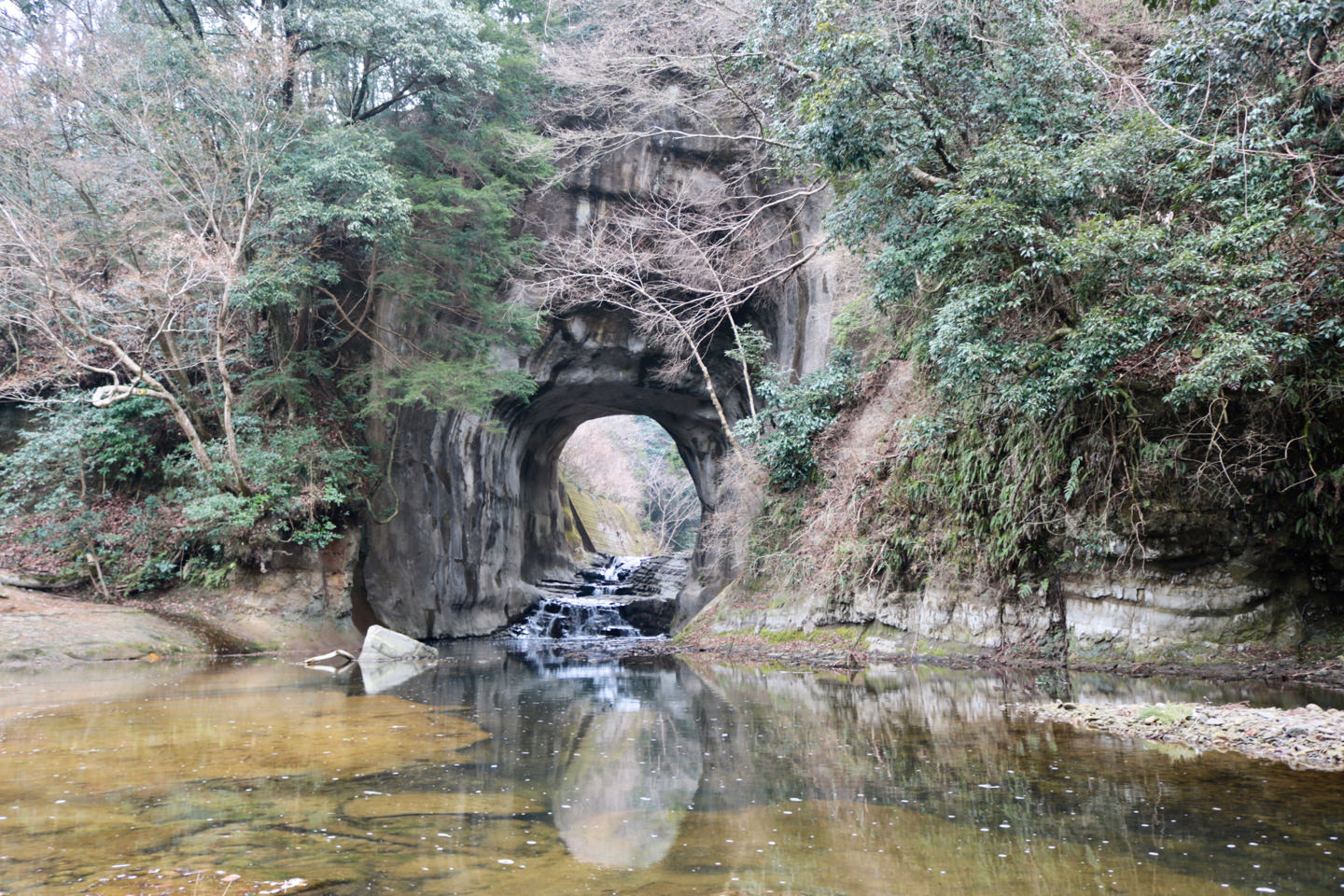 Kameiwa Cave, which mistakenly came to be known as Nomizo Falls