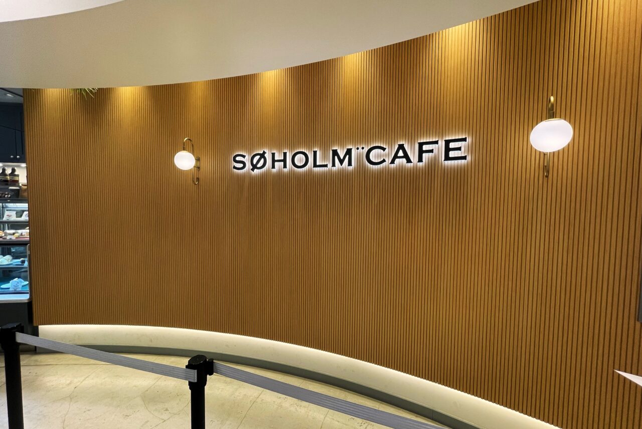 SΦHOLM CAFE SHONAN