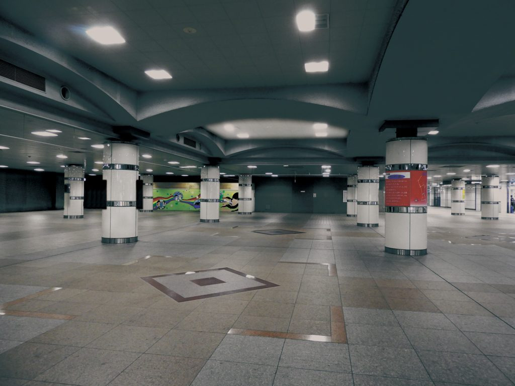 現在の湘南台駅地下広場
